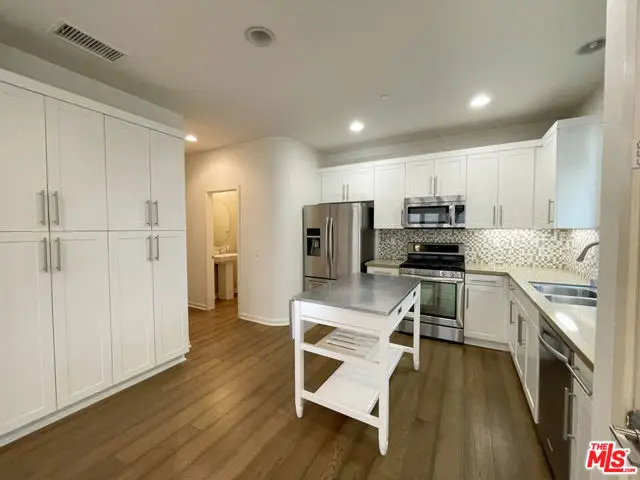 5552 Palm Drive, Hawthorne, CA 90250 - #3