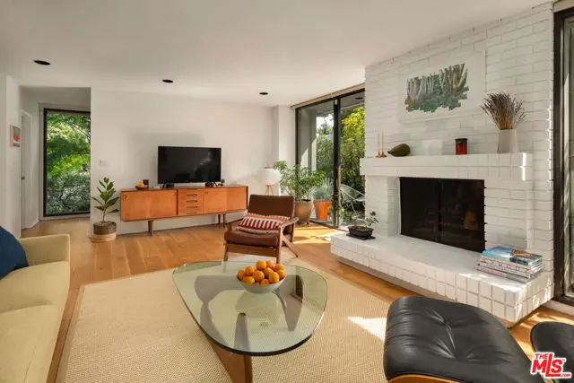 859 S Bundy Drive, Los Angeles, CA 90049 - #2