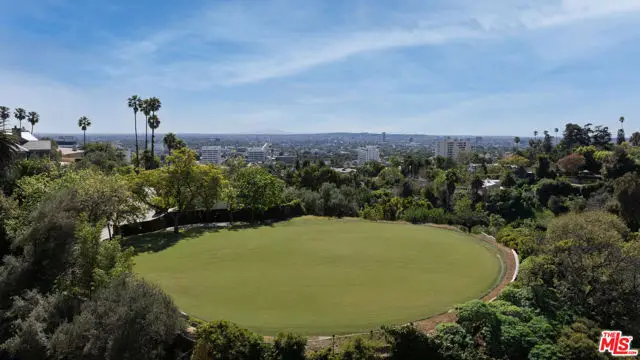 7200 La Presa Drive, Los Angeles, CA 90068 - #1