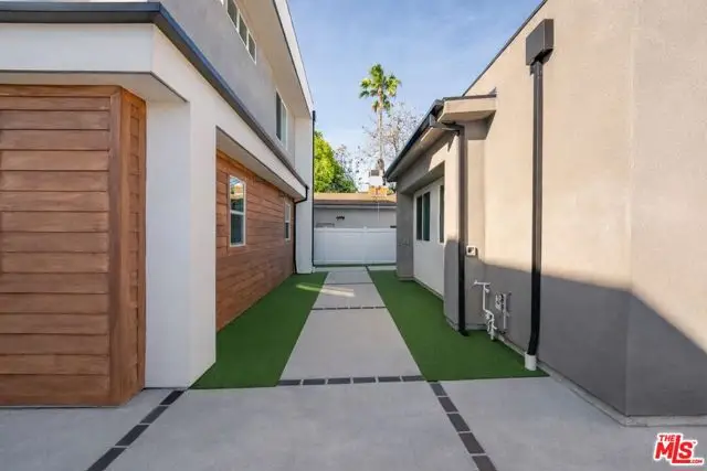 8730 Etiwanda Avenue, Northridge, CA 91325 - #3