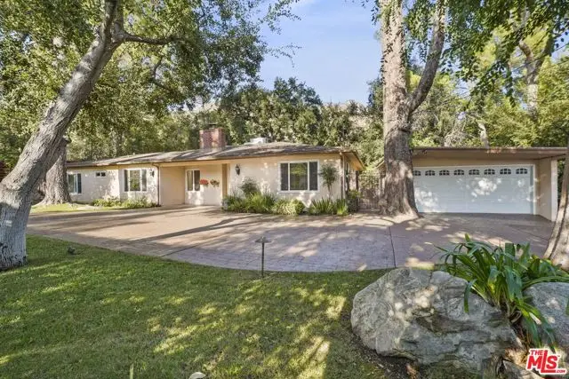2452 N Altadena Drive, Altadena, CA 91001 - #2