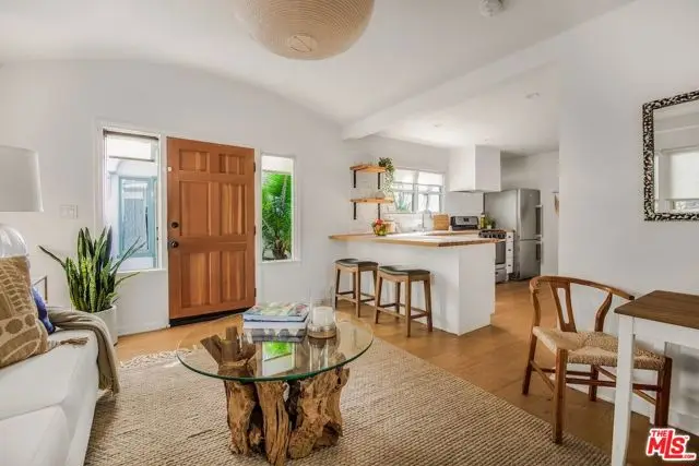 5848 Willoughby Avenue, Los Angeles, CA 90038 - #1
