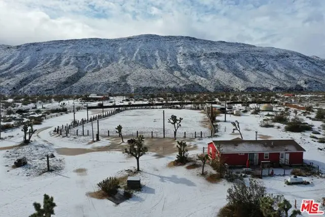 55626 Pipes Canyon Road, Yucca Valley, CA 92284 - #2