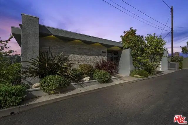 13523 Cheltenham Drive, Sherman Oaks, CA 91423 - #2