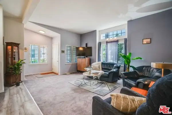 146 Apache, Topanga (los Angeles), CA 90290