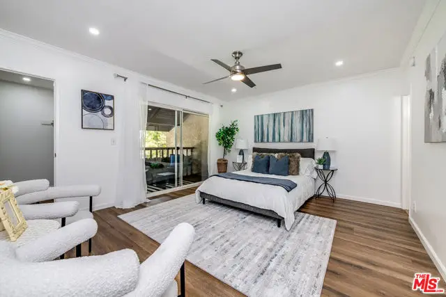 8024 Via Pompeii, Burbank, CA 91504 - #3