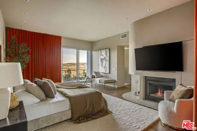 3625 Lowry Road, Los Angeles, CA 90027 - #3