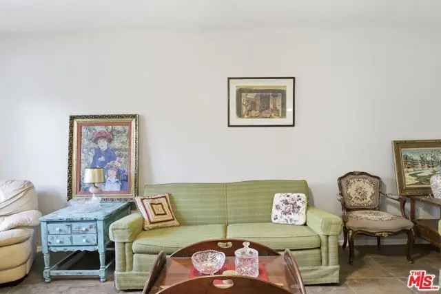 11813 Runnymede Street #30, North Hollywood, CA 91602 - #3