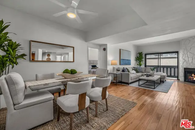 8162 Manitoba Street #202, Playa Del Rey, CA 90293 - #2