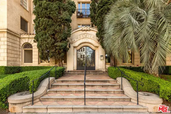 109 N Sycamore Avenue #102, Los Angeles, CA 90036