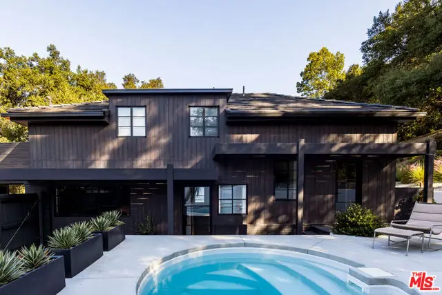 3860 Kingswood Road, Sherman Oaks, CA 91403 - #1