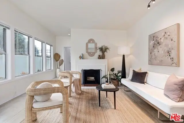 215 Entrada Drive, Santa Monica, CA 90402 - #2