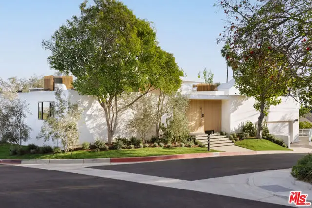 854 Glenmere Way, Los Angeles, CA 90049 - #2