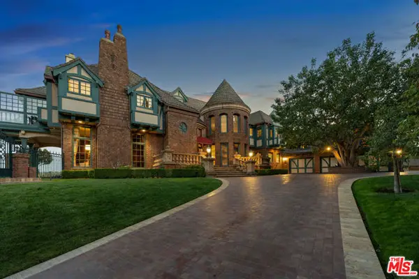 19000 Dorlon Drive, Tarzana (los Angeles), CA 91356