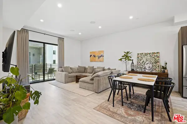 6716 N Royce Lane, Van Nuys (los Angeles), CA 91411