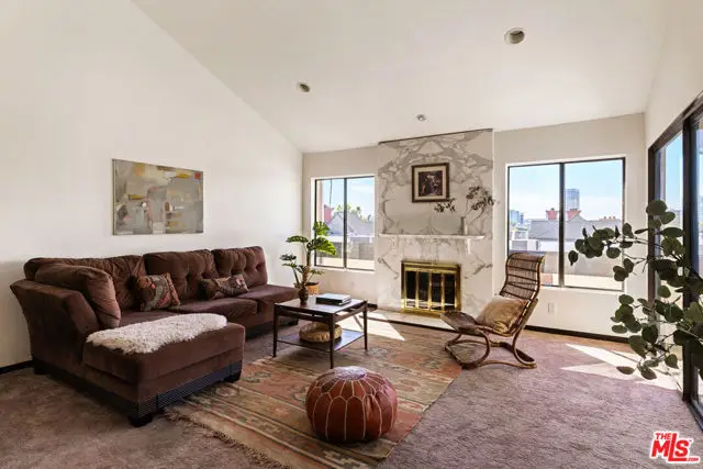 1325 Valley View Road #304, Glendale, CA 91202 - #3