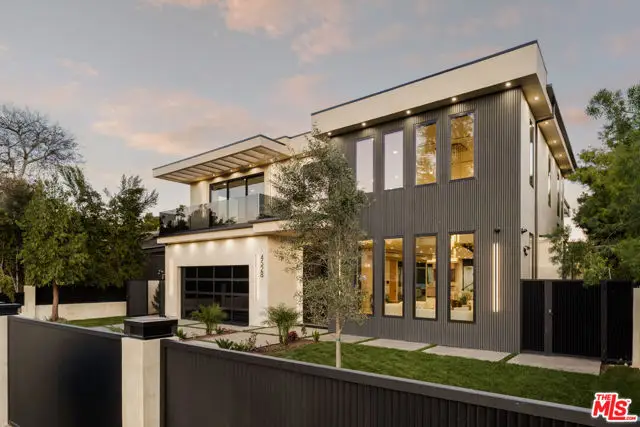 4528 Matilija Avenue, Sherman Oaks, CA 91423 - #2