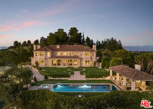 2911 Antelo View Drive, Los Angeles, CA 90077