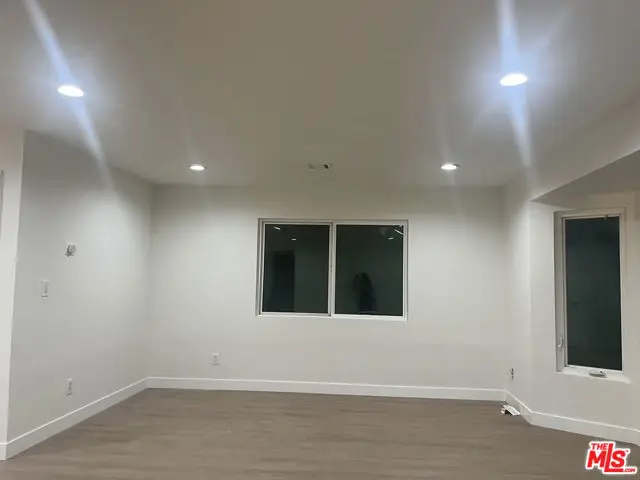 15147 Otsego Street, Sherman Oaks, CA 91403 - #3