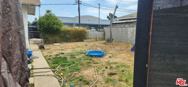 11319 Larch Avenue, Inglewood, CA 90304 - #2