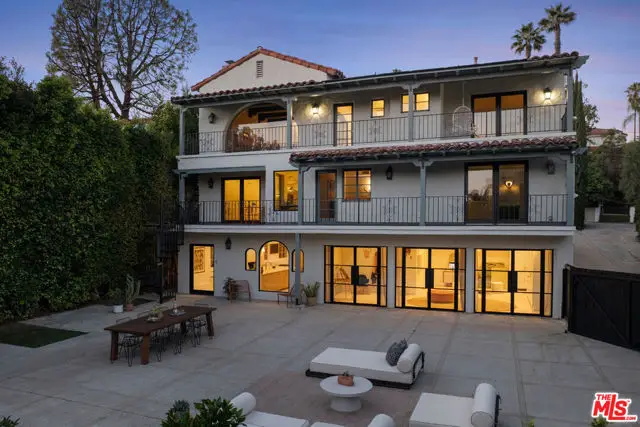 4426 Cromwell Avenue, Los Angeles, CA 90027 - #3