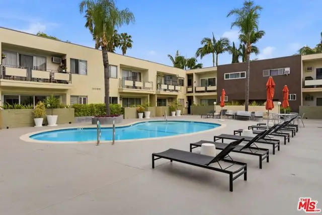 1233 N Laurel Avenue #109, West Hollywood, CA 90046 - #2
