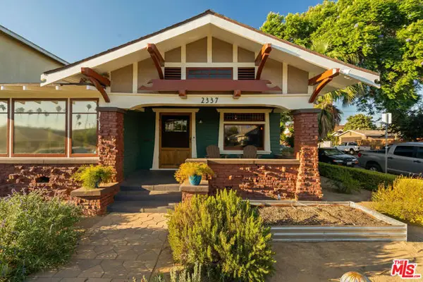 2337 W 29th Place, Los Angeles, CA 90018