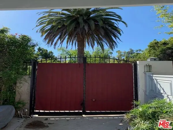 1215 Hilldale, Los Angeles, CA 90069