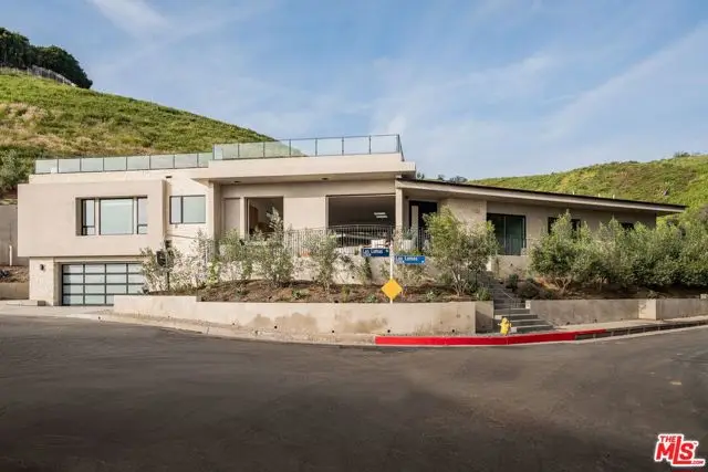 1205 Las Lomas Place, Pacific Palisades, CA 90272 - #2