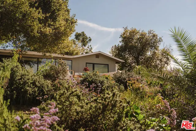 9550 Wheatland Avenue, Sunland, CA 91040 - #1