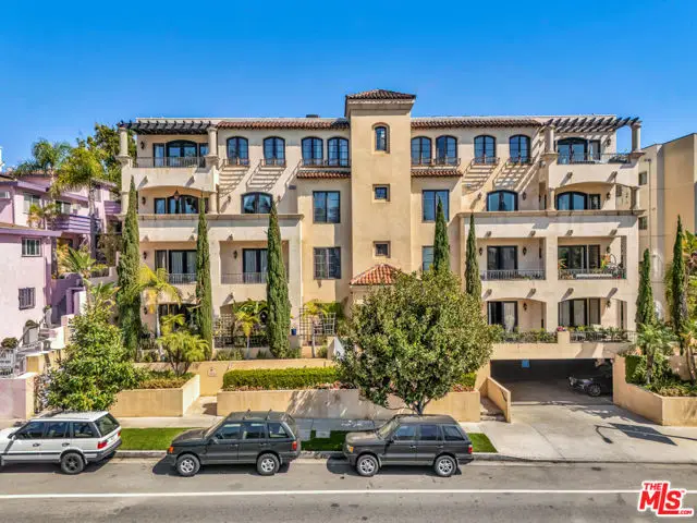 1414 S Beverly Glen Boulevard #301, Los Angeles, CA 90024 - #2