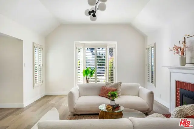3770 Somerset Drive, Los Angeles, CA 90016 - #1