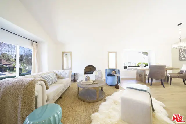 24086 Avenida Crescenta, Santa Clarita, CA 91355 - #3