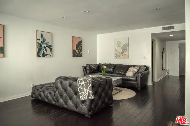 7259 Hillside Avenue #202, Los Angeles, CA 90046 - #3