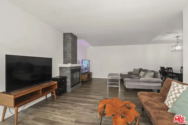 2223 S Bentley Avenue #204, Los Angeles, CA 90064 - #3