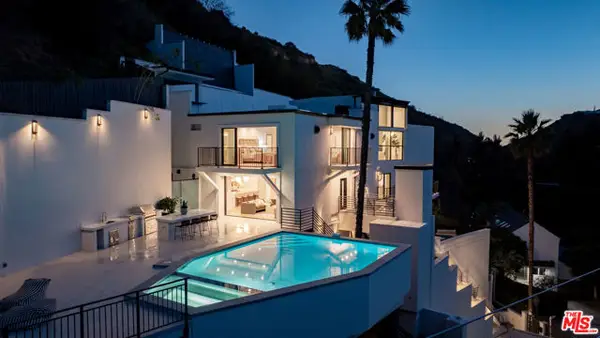 2256 Nichols Canyon Road, Los Angeles, CA 90046