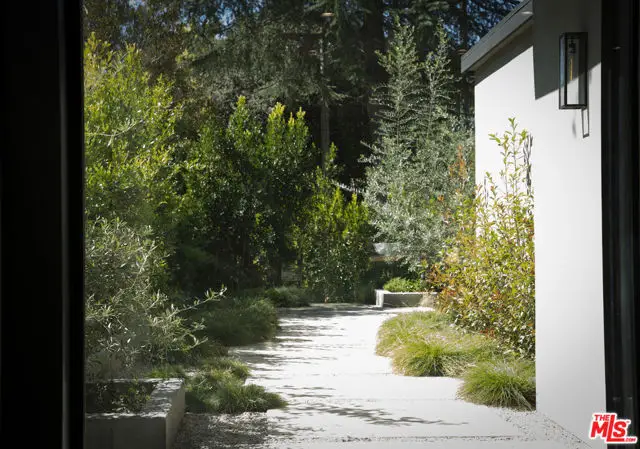 3848 Vantage Avenue, Studio City, CA 91604 - #2