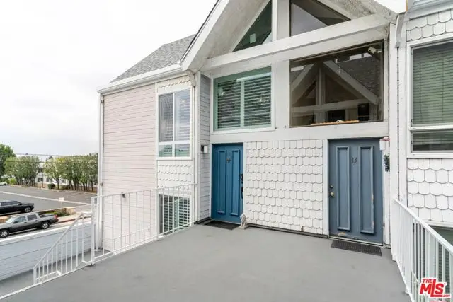 1121 E Wilson Avenue #12, Glendale, CA 91206 - #3