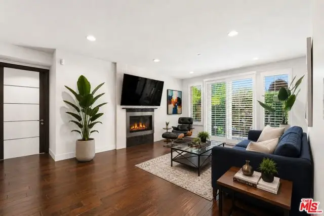 1318 Roxbury Drive #115, Los Angeles, CA 90035 - #1