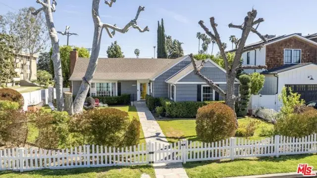 4954 Mammoth Avenue, Sherman Oaks, CA 91423 - #1