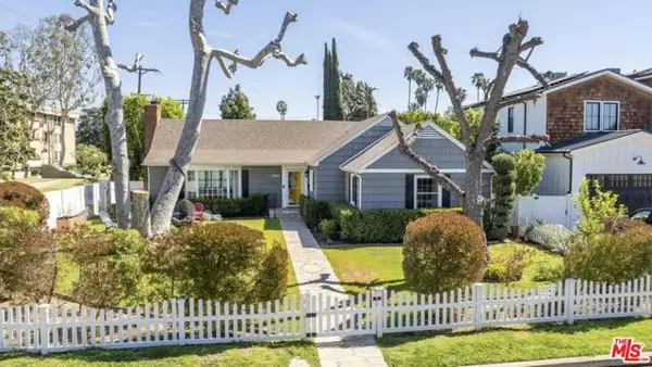 4954 Mammoth Avenue, Sherman Oaks, CA 91423