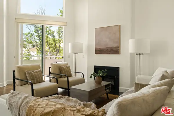 1310 N Detroit Street #401, Los Angeles, CA 90046