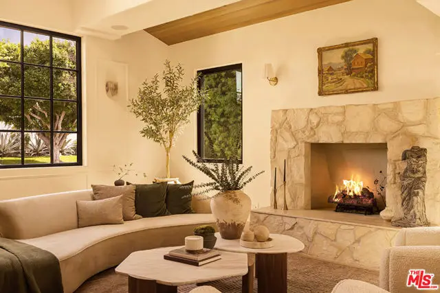 435 N Laurel Avenue, Los Angeles, CA 90048 - #2