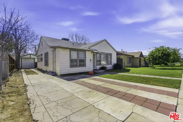 2901 California Avenue, Bakersfield, CA 93304 - #3