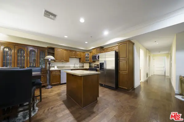 440 S Occidental Boulevard #204, Los Angeles, CA 90057