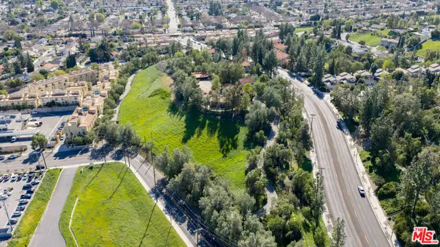 7210 Woodlake Avenue, West Hills, CA 91307 - #2