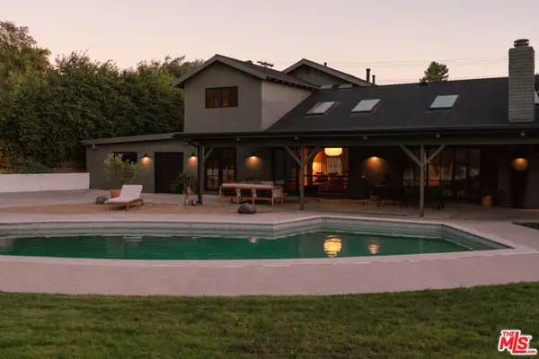 16727 Pineridge Drive, Granada Hills (los Angeles), CA 91344