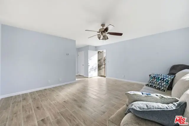 13091 Hubbard Street #5, Sylmar, CA 91342 - #3