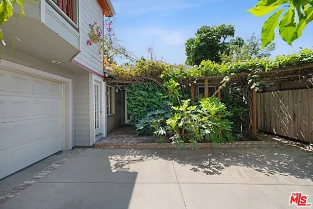 13522 Delano Street, Van Nuys, CA 91401 - #3