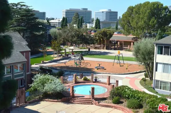 6425 Green Valley Circle #300, Culver City, CA 90230
